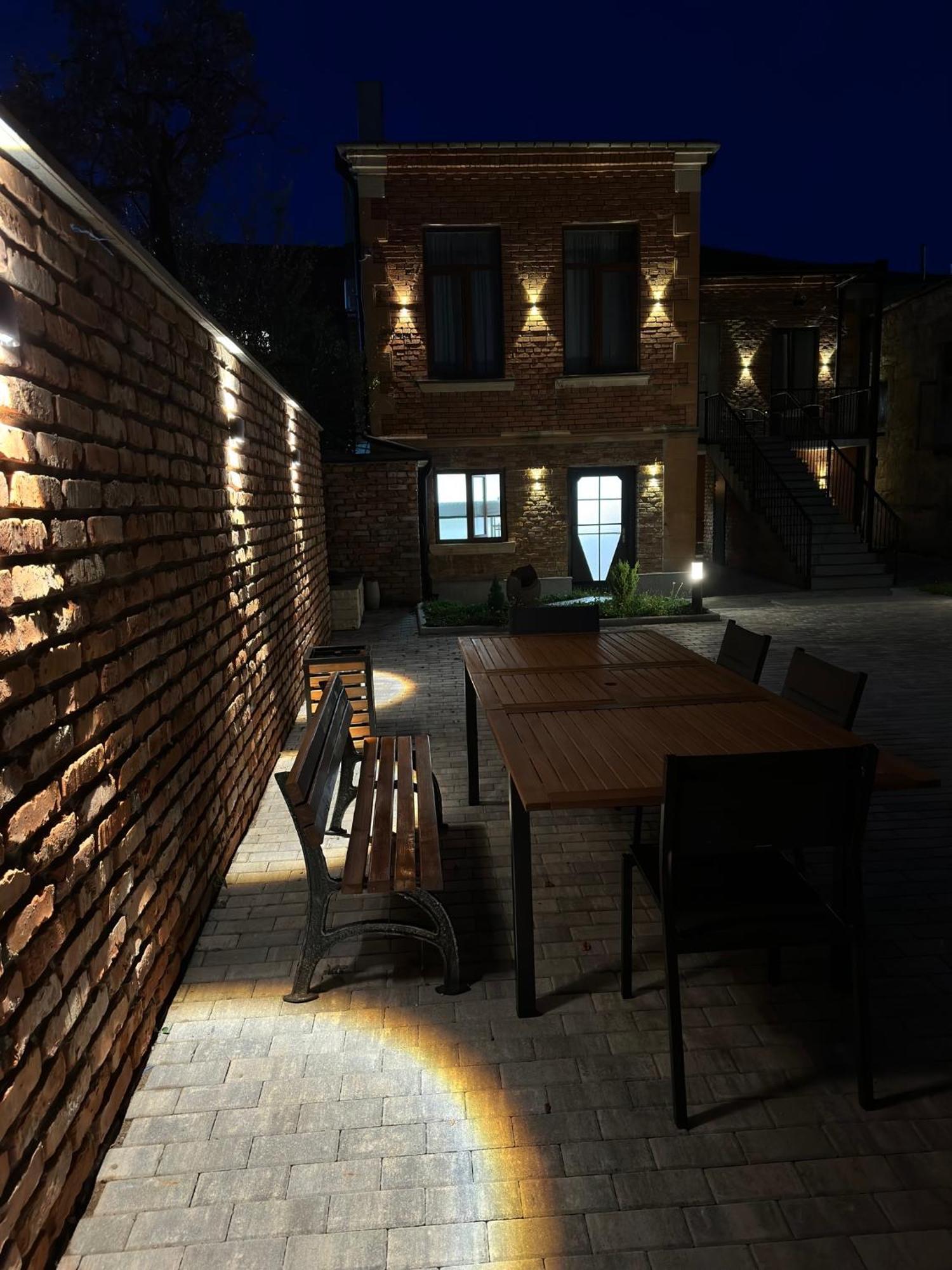 Hotel Ticiani 15 Kʼutʼaisi Exterior foto